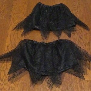 Claire’s Club bundle of 2  kids Halloween skirts.